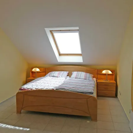 Am Seeufer 1 Objekt Id 1205 Waren (Müritz)